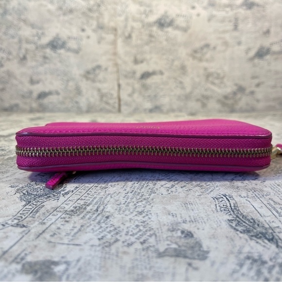 Fossil 'Sydney' Zip Around Phone Wallet - Picture 6 of 12